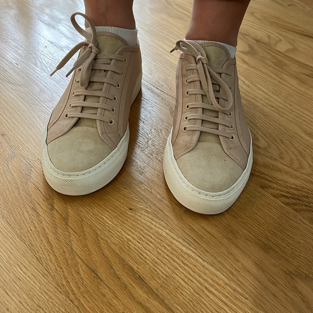 🌺 Woman by Common Projects Shoes - Picture 5 of 16